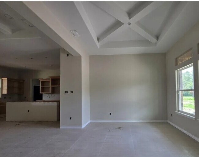 Building Photo - 13602 River Forest Dr
