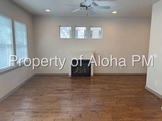 Foto del edificio - 2138 Myers Pl S