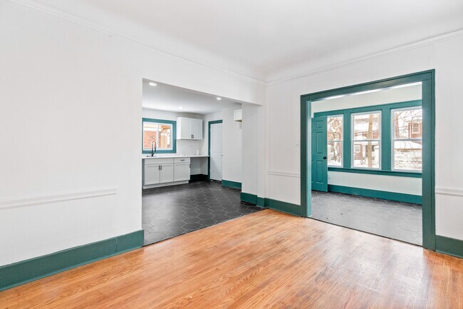 Foto del edificio - 4767 Sturtevant St