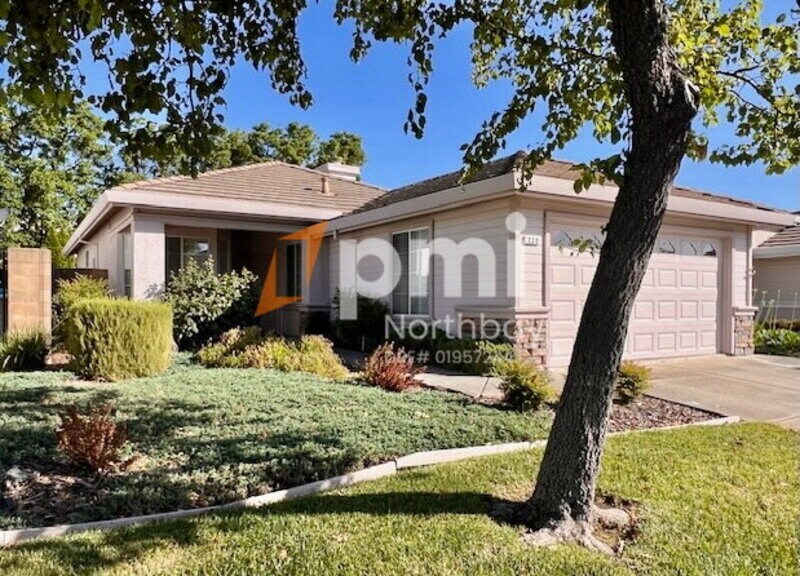 Foto principal - 230 Bartlett Ln