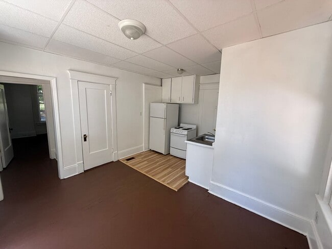 Building Photo - 1000 Glenwood Ave