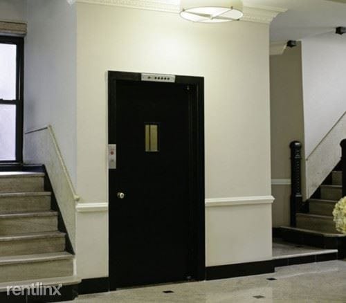 Building Photo - 1274 5th Ave