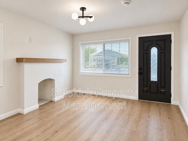 Foto del edificio - 4748 Pine St