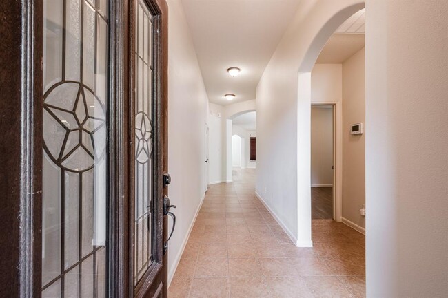 Building Photo - 27027 Crown Rock Dr