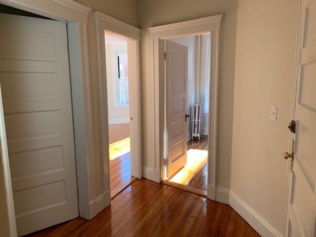 Photo - Nicely renovated 3 bed in Brighton near the Green Line. House