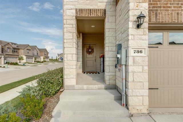 Foto del edificio - 736 Lone Rock Dr