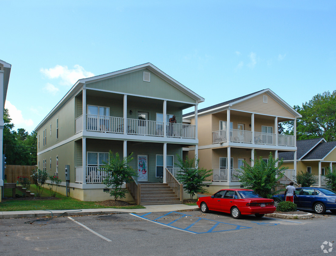 Foto del edificio - Mobile-Baldwin Employee Housing