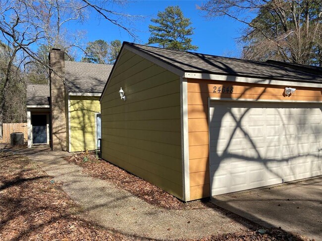 Building Photo - 24648 Pools Creek Dr