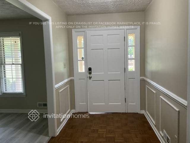Building Photo - 542 Kenwood Rd