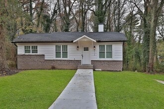 Building Photo - 438 Hamilton E Holmes Dr NW