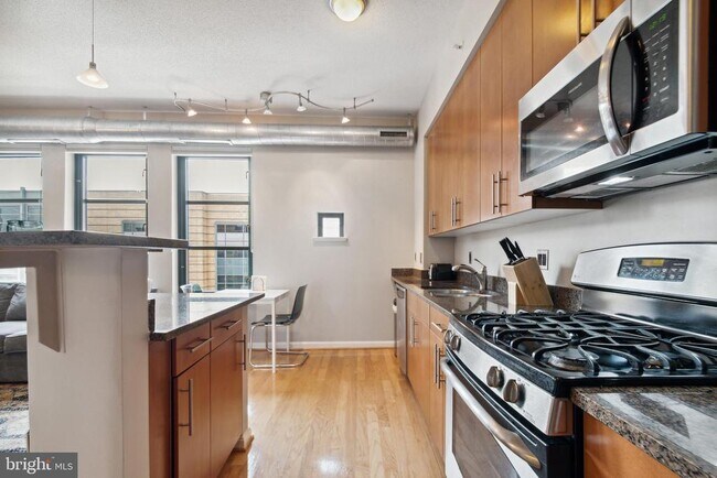 Foto del edificio - 1390 Kenyon St NW