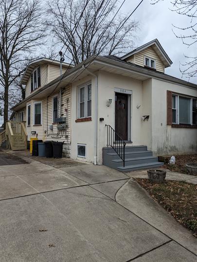 Building Photo - 504 Cedarcroft Ave
