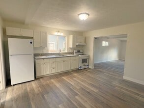 Building Photo - 431 Kaiolohia St