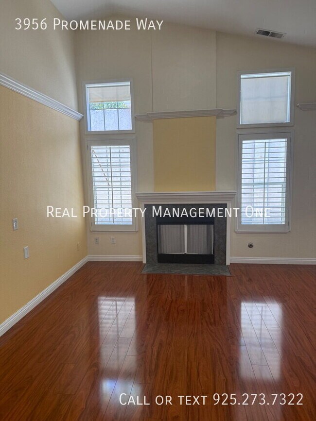Foto del edificio - 3956 Promenade Way