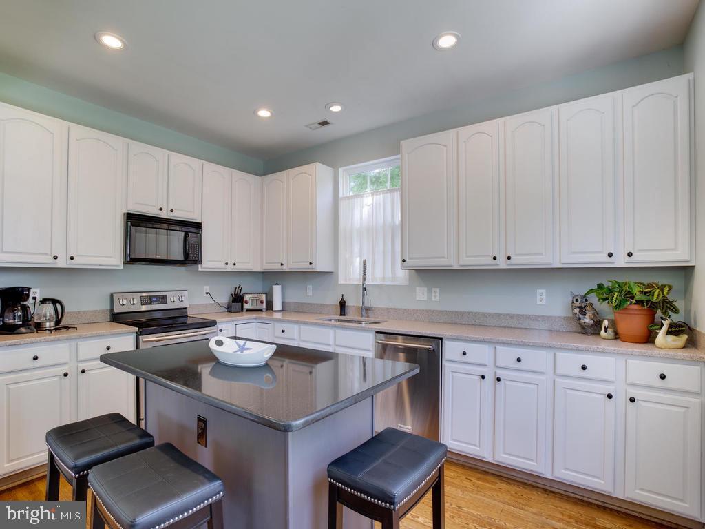 6045 Drum Point Rd, Deale, MD 20751 House Rental in Deale, MD