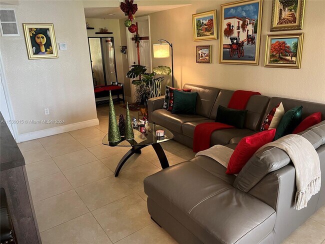 Foto del edificio - 21100 SW 87th Ave