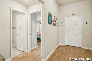 Foto del edificio - 633 Oleander Crk