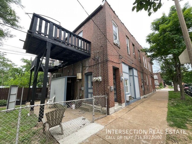 Foto del edificio - 3172 Oak Hill Ave