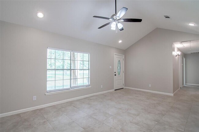 Building Photo - 227 Schooner Dr