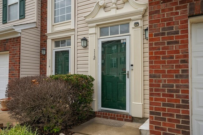 Building Photo - 7277 Charlotte Pike