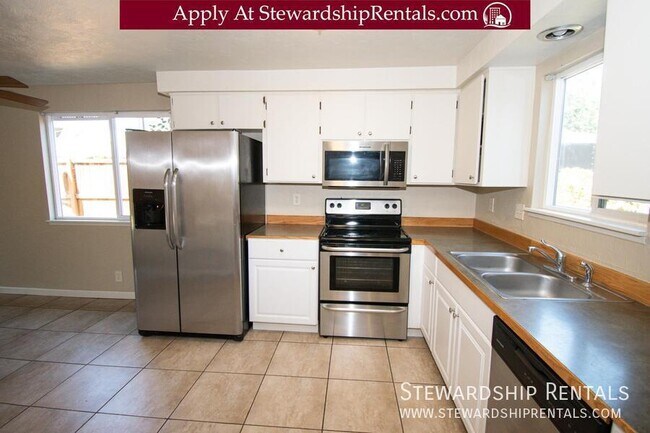 Photo - 759 N Cloverleaf Loop Apartment