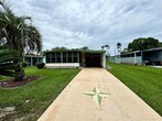 Foto principal - 8029 Fairlane Ave