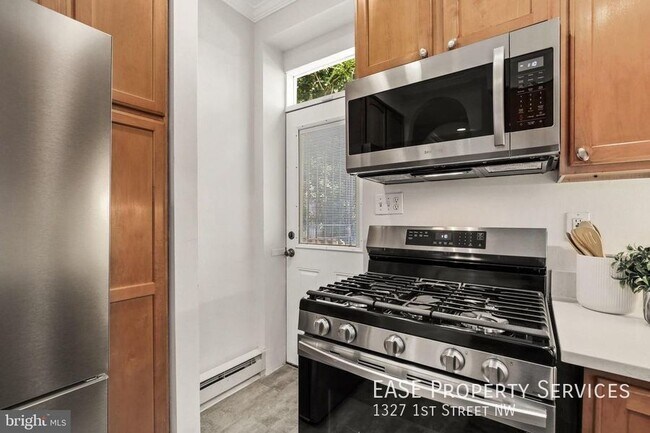 Foto del edificio - 1327 First St NW
