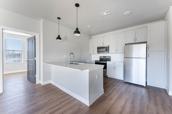 2 habitaciones, 2 baños, cocina - The Junction at Rogers