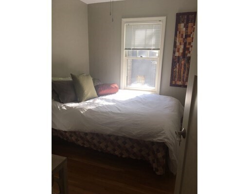 Foto del edificio - 100 Athelstane Rd