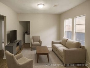 Building Photo - 8213 E Erath St