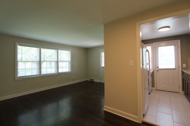 Foto del edificio - Fully Renovated 1 Bedroom 1 Bath in North Kansas City