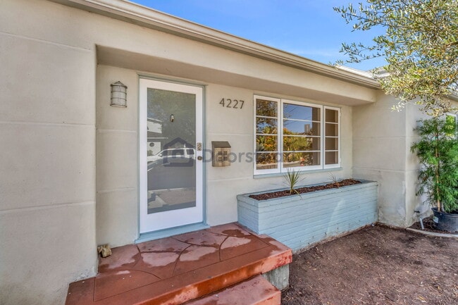 Building Photo - 4227 Albatross Dr