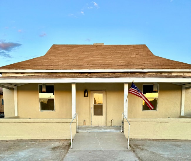 Building Photo - 908 Texas Ave