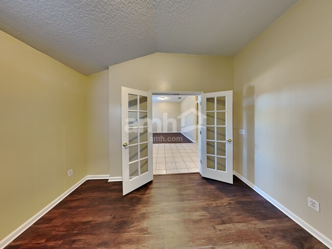 Building Photo - 1690 Rustling Drive