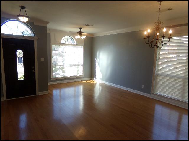 Building Photo - 209 Chalamont Ln