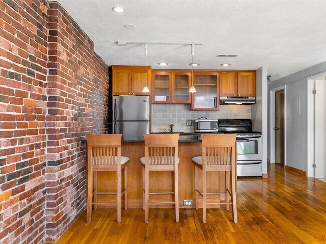 Foto del edificio - 386 Commercial St