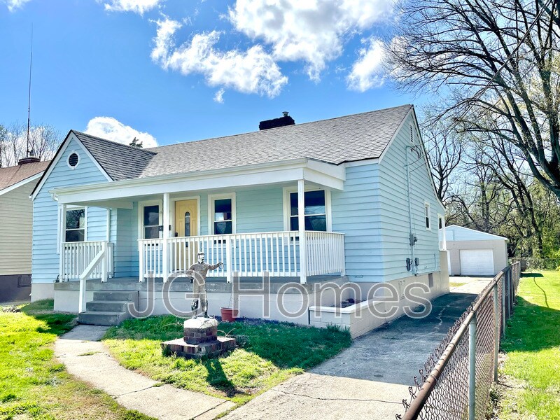 Photo - 1810 Cypress St.