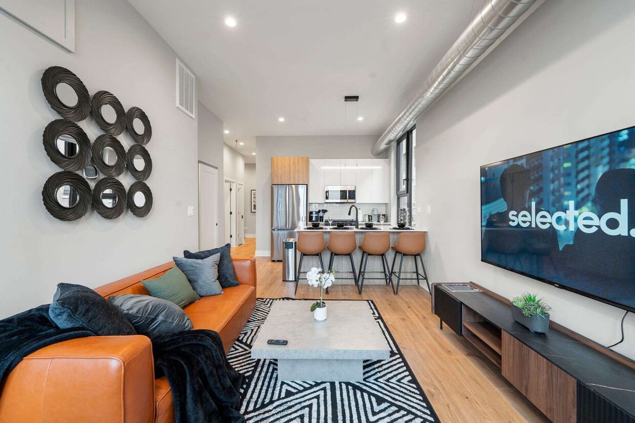 Foto principal - 6044 N Winthrop Ave