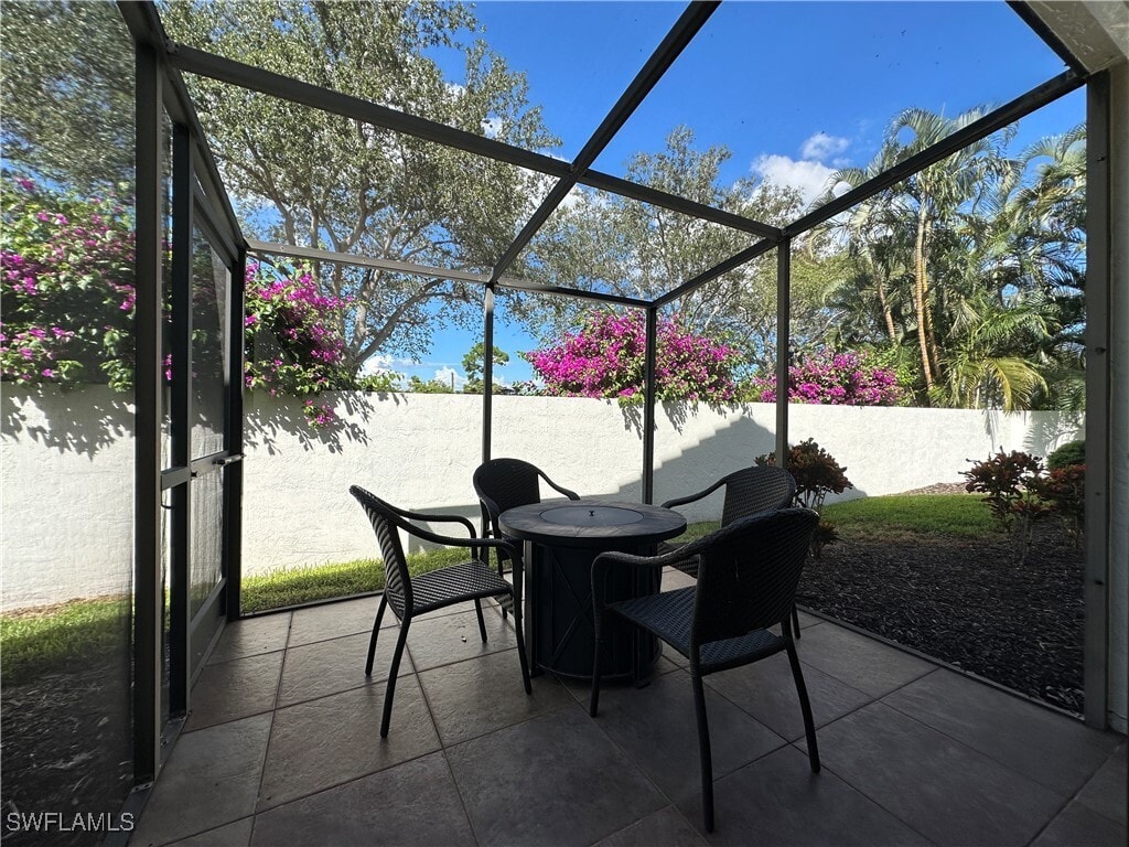 Foto del edificio - 829 Reef Point Cir