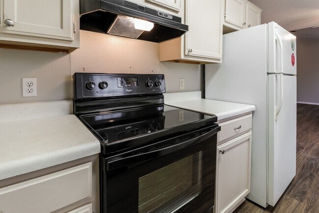 Foto del edificio - 13201 Hummingbird Ln