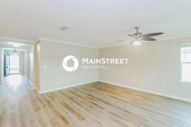 Foto del edificio - 3 Bedroom Pet-Friendly Home in Green Cove Springs, FL with Main Street Renewal