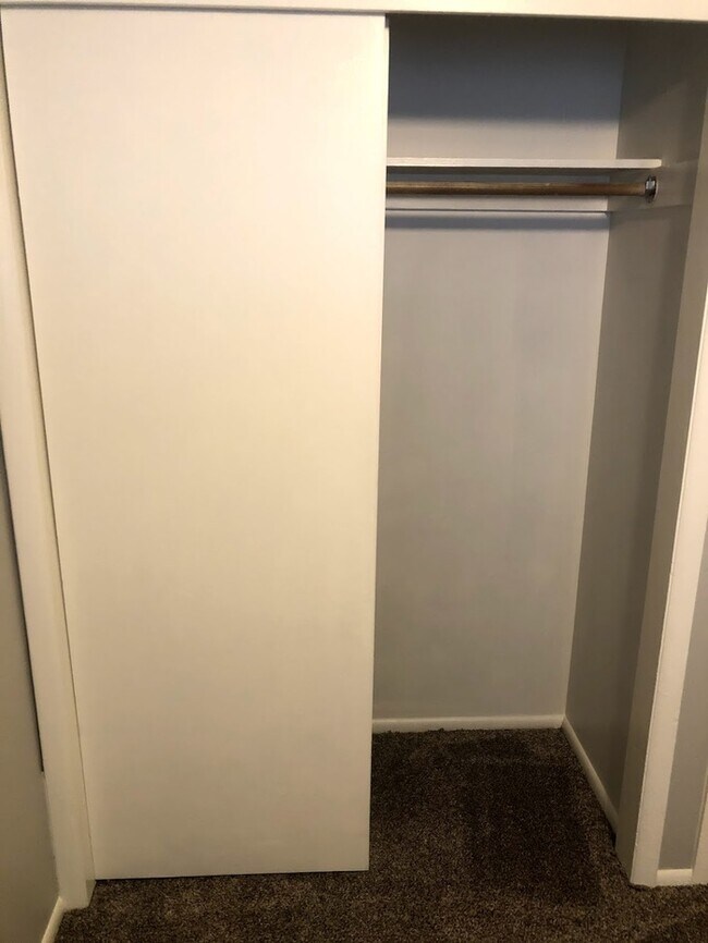 Foto del edificio - Newly Remodeled 2 bed 1 bath in Salt Lake!!
