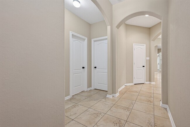 Foto del edificio - 13022 Clover Creek Point Ln