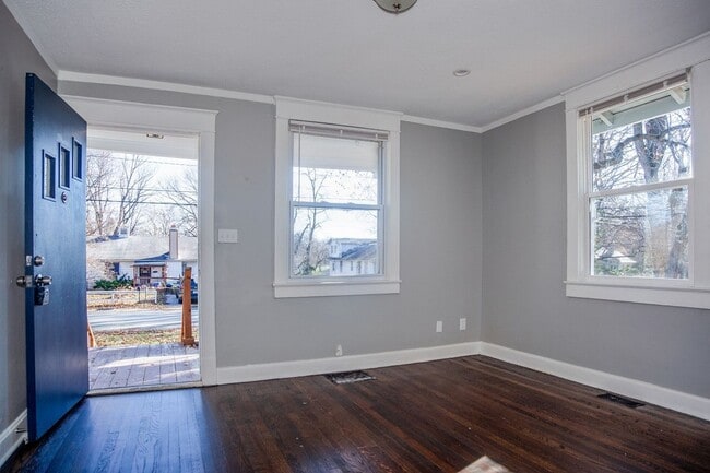 Building Photo - COMING SOON: Charming Bungalow with Spacious Living & with Modern Finishes!