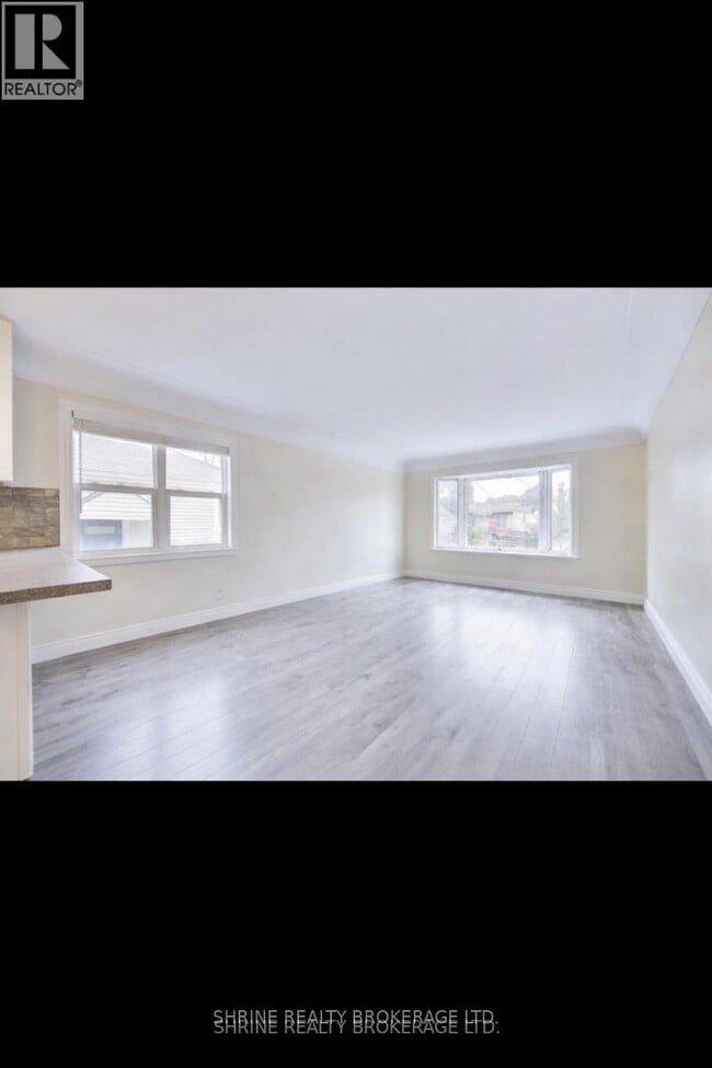 Building Photo - 259 Sanders St