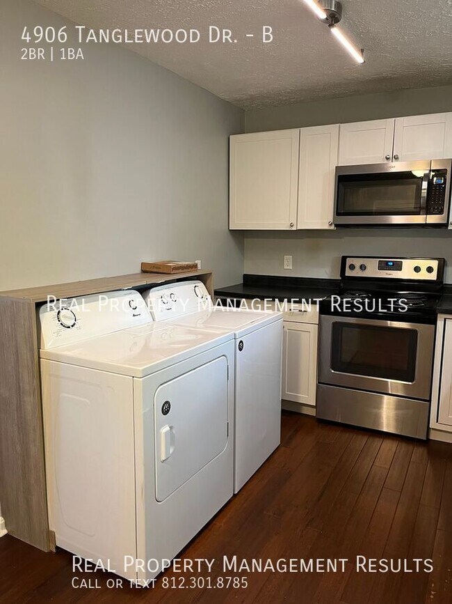 Foto del edificio - 4906 Tanglewood Dr