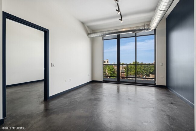 Foto del edificio - 1647 N Milwaukee Ave