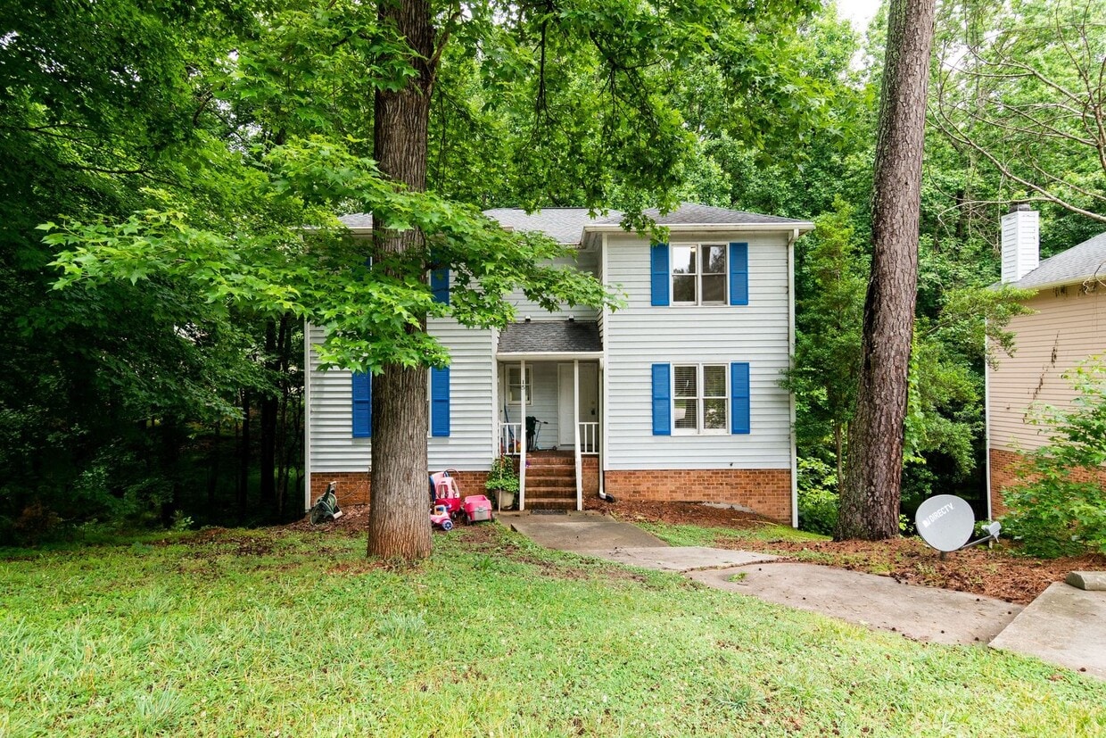 15 Tarawa Terrace Unit B, Durham, NC 27705 Room for Rent in Durham