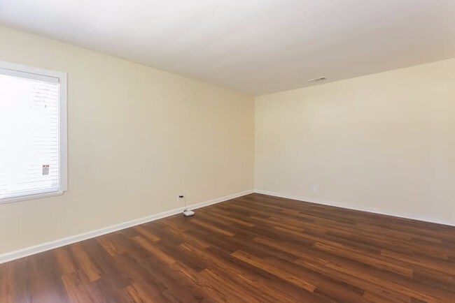 Foto del edificio - 1118 S Exmoor Ave