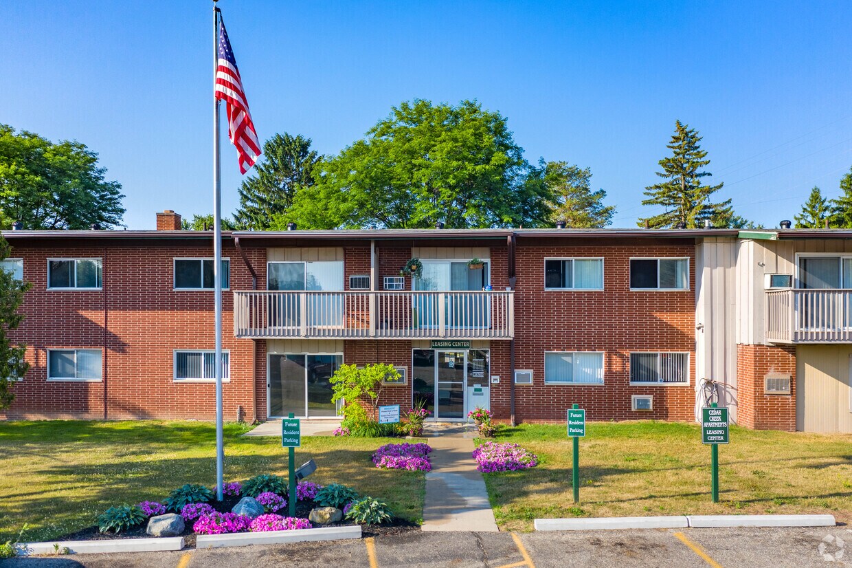 Cedar Creek Apartments Meridian charter Township, MI